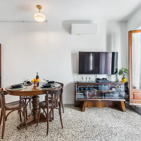 Casa Piazzetta - Wifi & A-c * Dorio