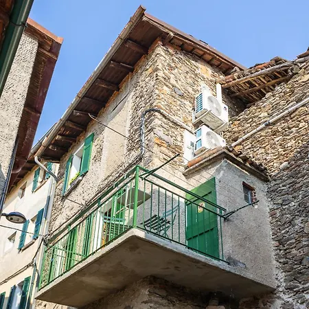 Casa Piazzetta - Wifi & A-c Apartment